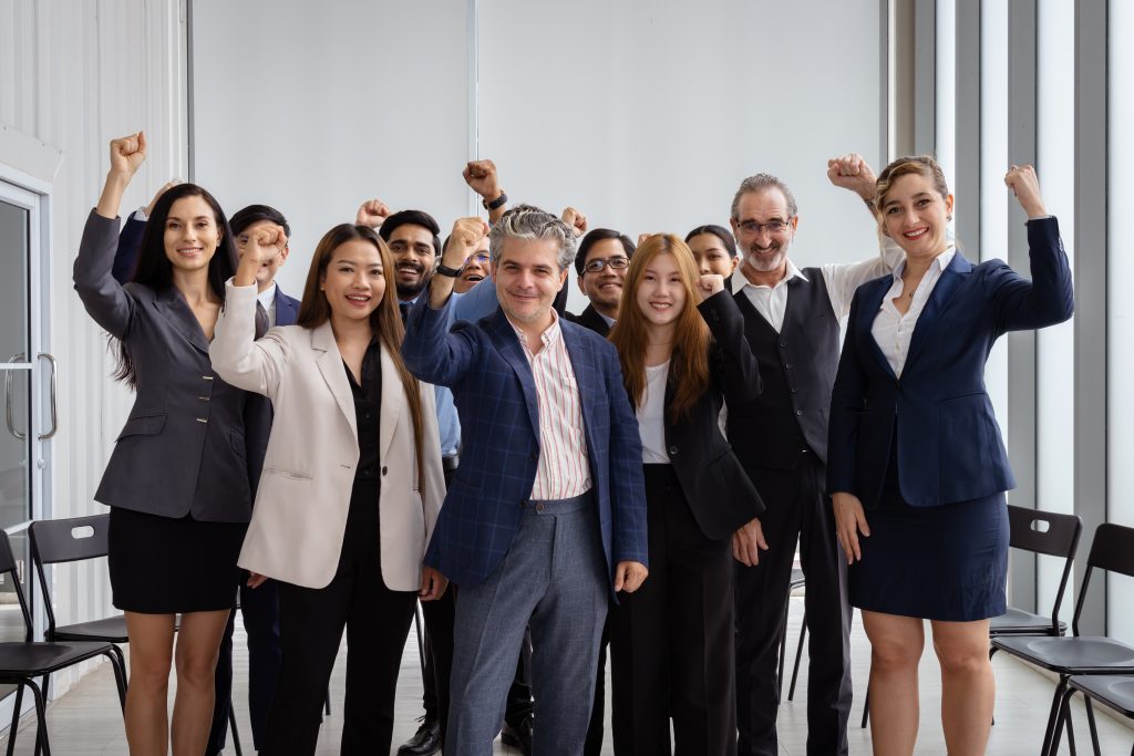 Zakaj je društvo najboljša izbira za povezovanje ljudi s skupnimi interesi in cilji